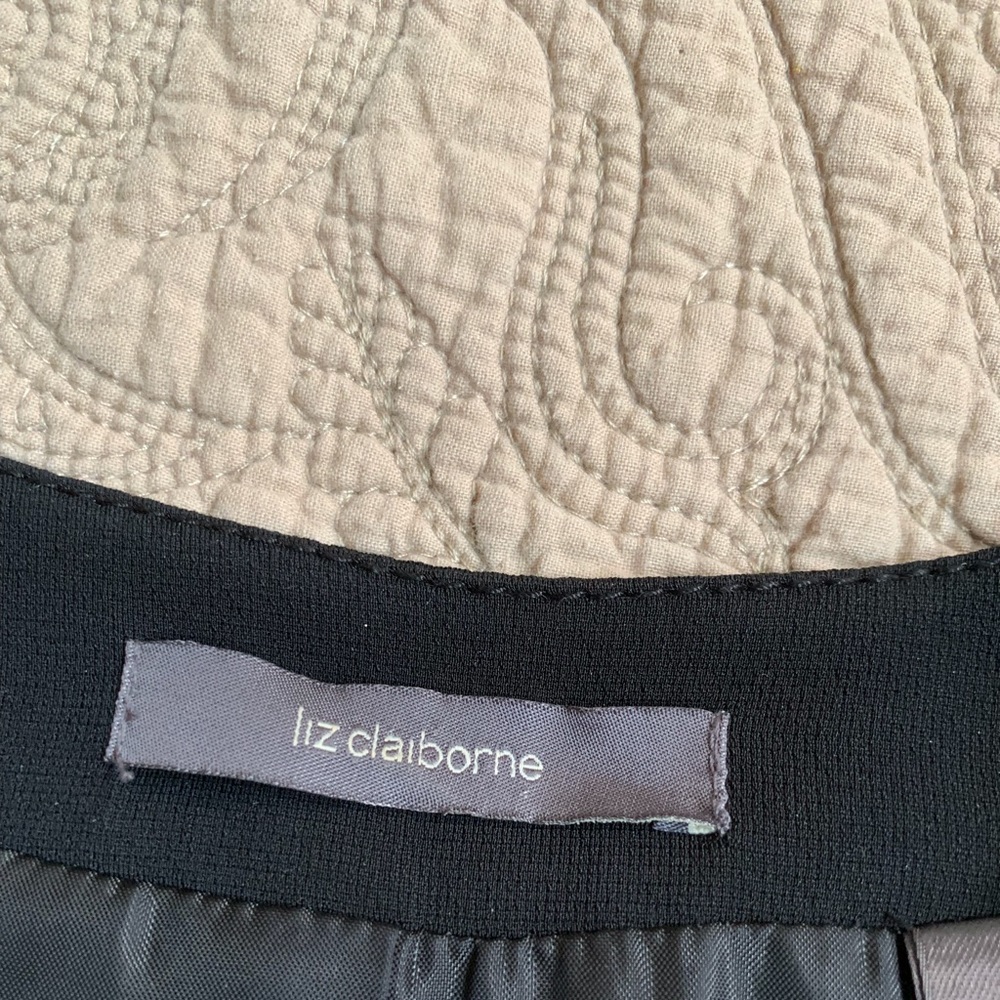 Classic black jacket - Picture 4 of 6
